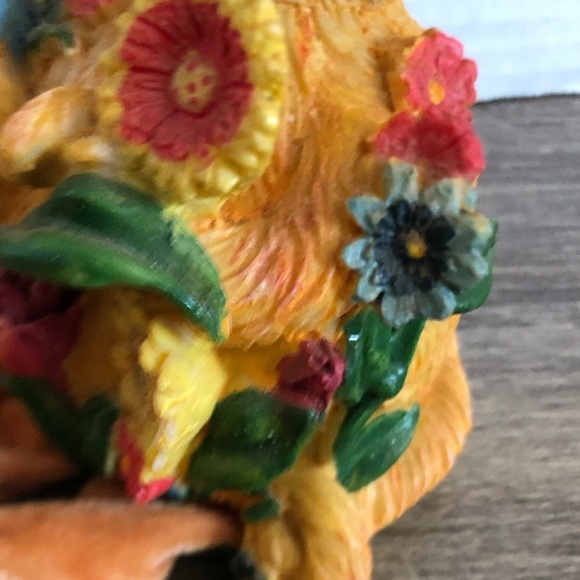 Vtg Orange Cat Figurine with Floral Accents - Picture 12 of 12